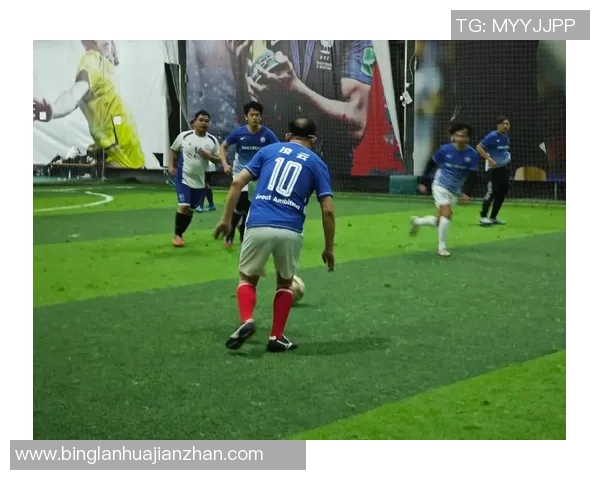 足球明星专访揭秘赛场背后的故事与人生经历 足球明星专访揭秘赛场背后的故事与人生经历