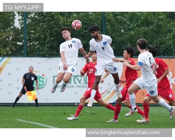 成都足球队在世界杯中的战术意识与团队协作表现分析 成都足球队在世界杯中的战术意识与团队协作表现分析